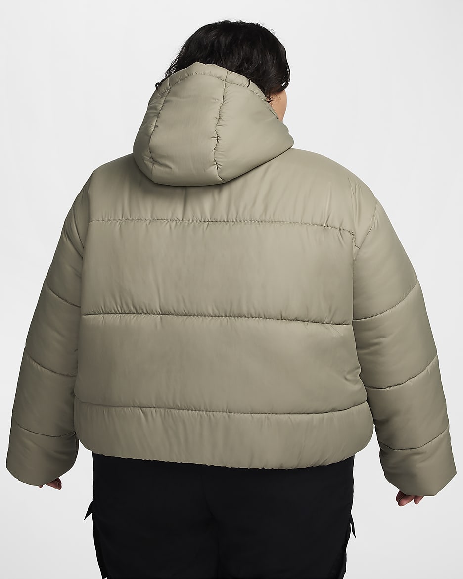 Nike winter puffer jacket size medium store